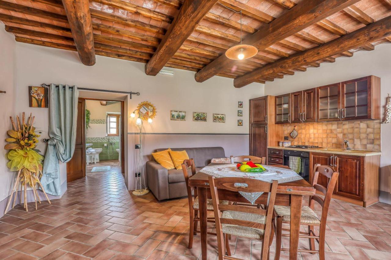 Agriturismo Podere San Giorgio Радикофани Экстерьер фото