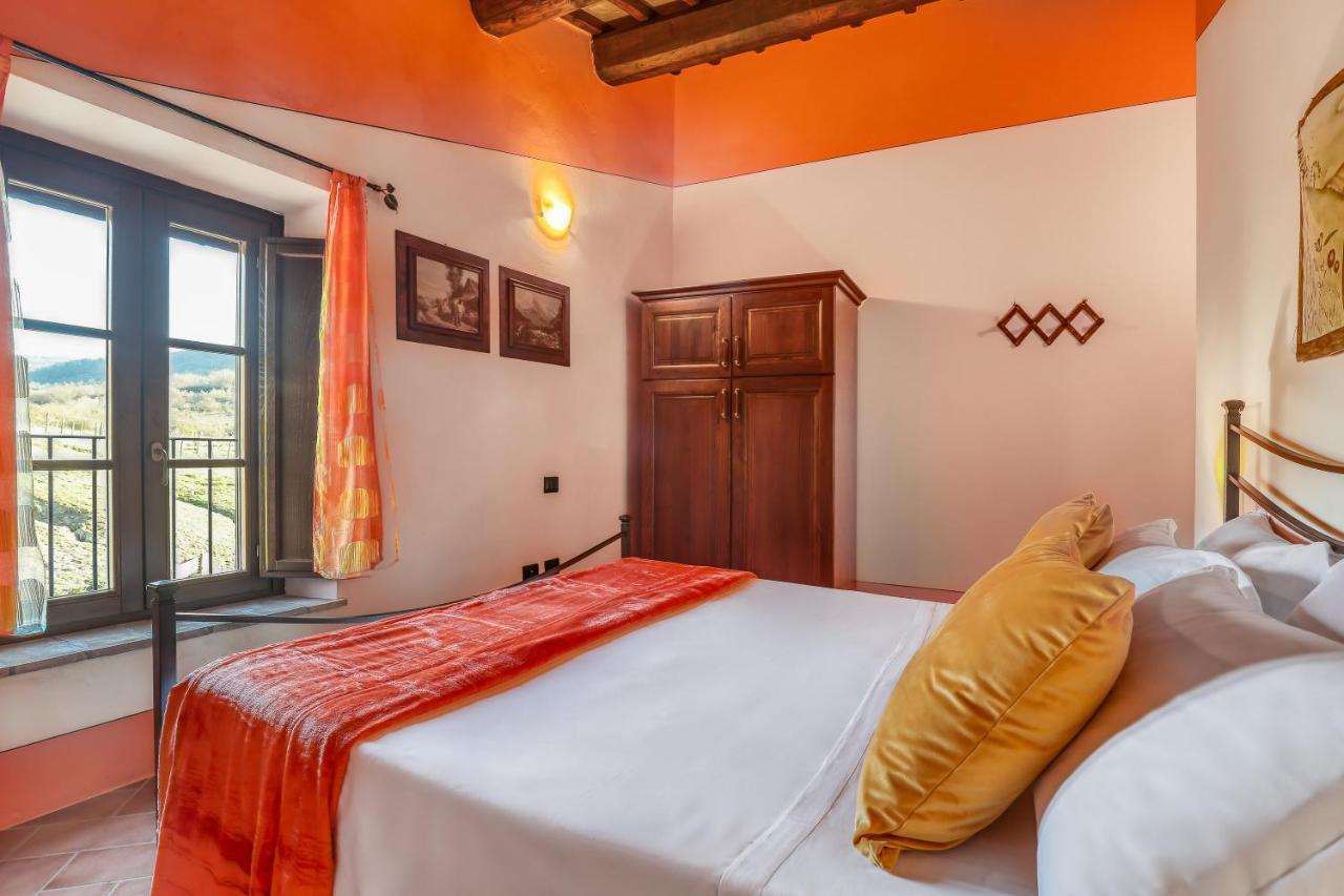 Agriturismo Podere San Giorgio Радикофани Экстерьер фото