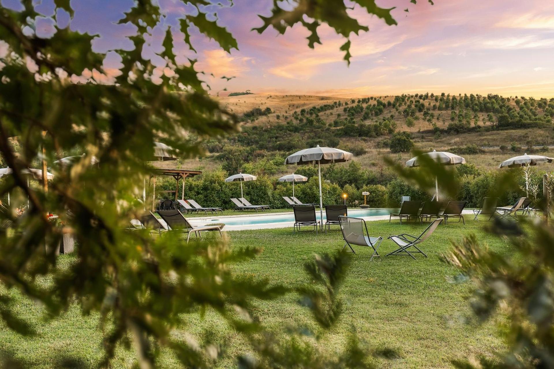 Agriturismo Podere San Giorgio Радикофани Экстерьер фото
