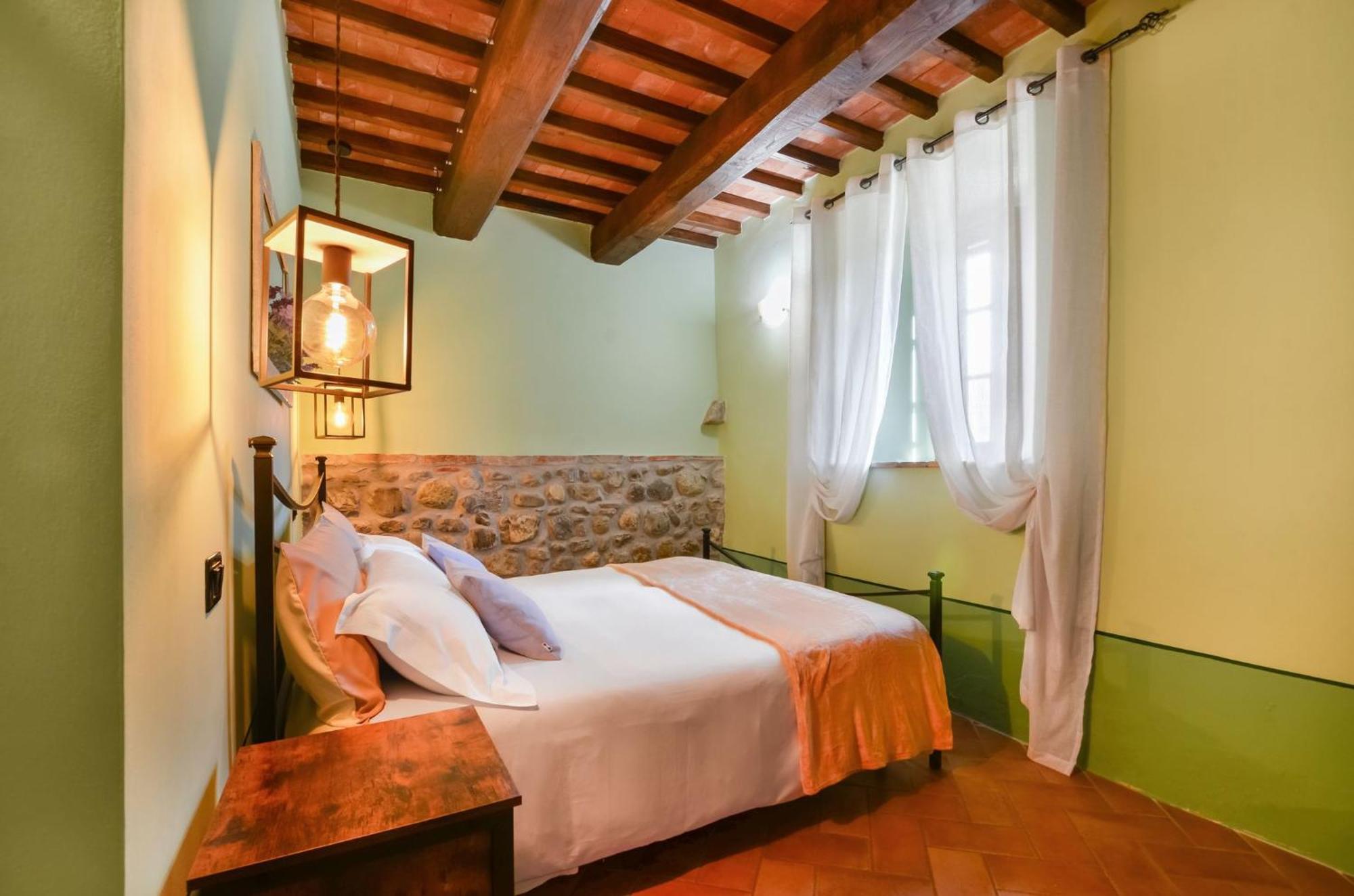 Agriturismo Podere San Giorgio Радикофани Экстерьер фото
